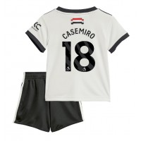 Camisa de Futebol Manchester United Casemiro #18 Equipamento Alternativo Infantil 2024-25 Manga Curta (+ Calças curtas)